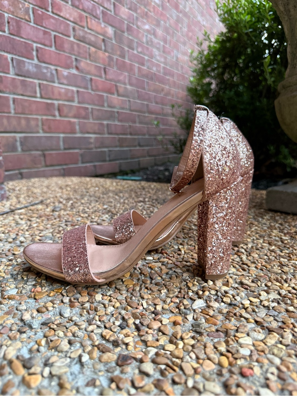 Bella Marie Rose Gold Glitter Block Heel Sandals with Ankle Strap - Size 9 (GUC)